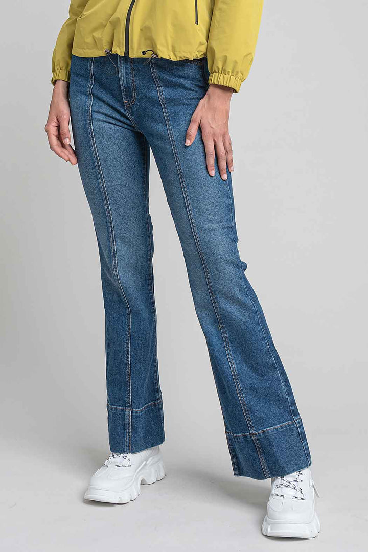 Jeans Corte Campana