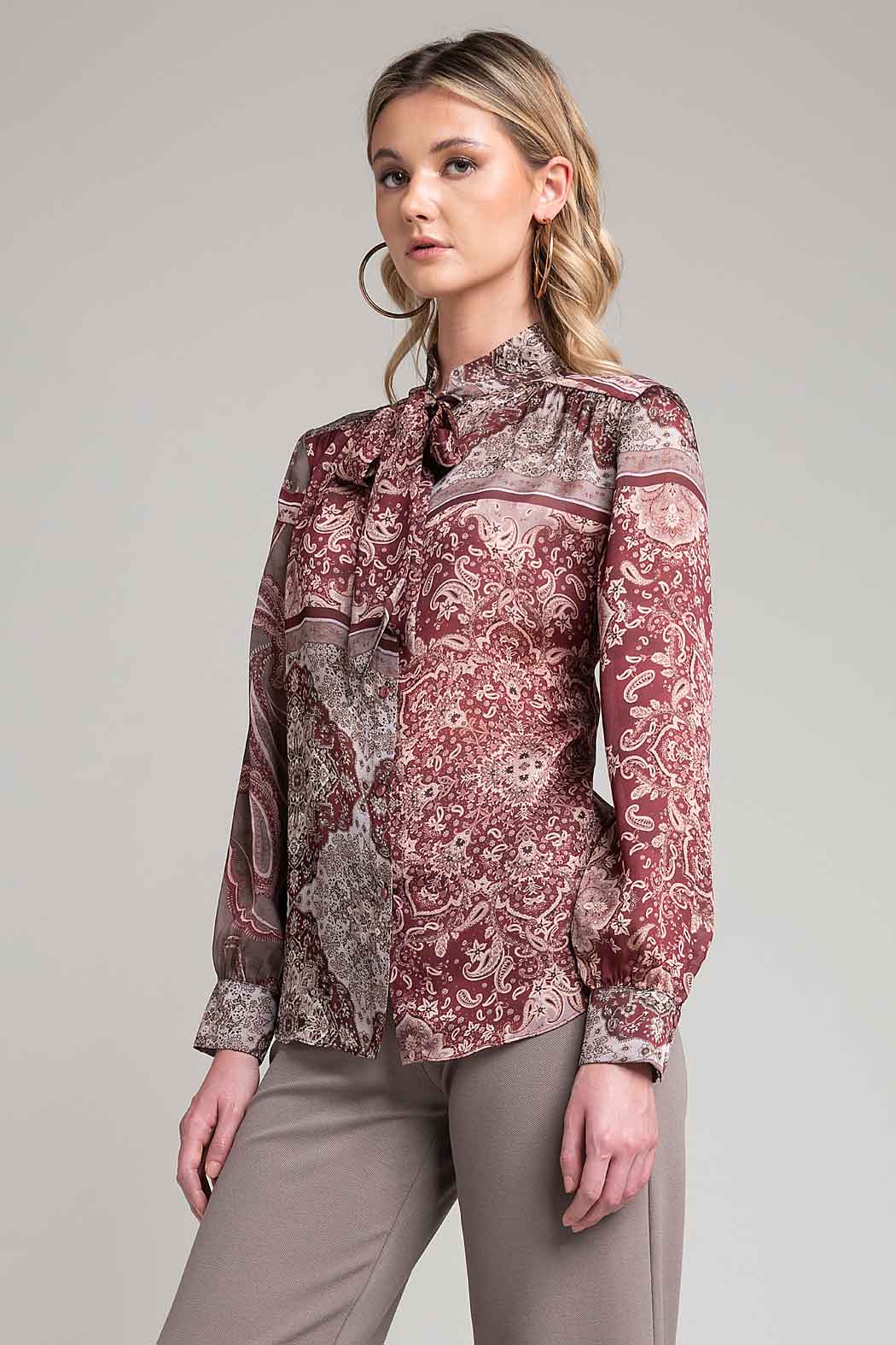 Blusa Estampada Con Manga Larga