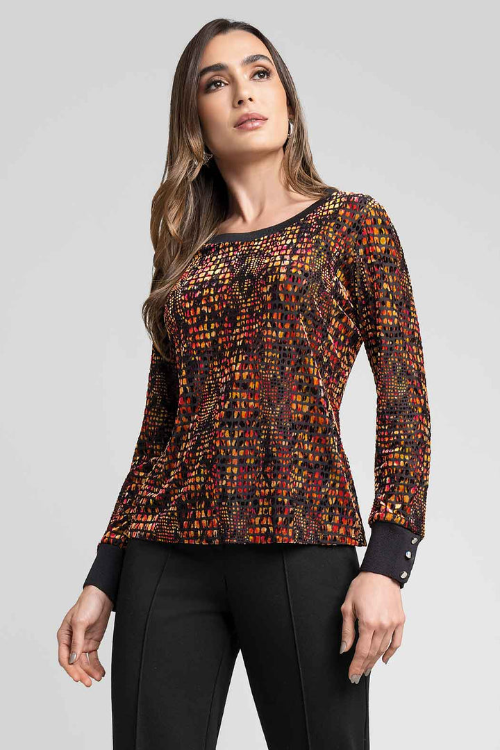 Blusa Estampada Con Manga Larga Y Cuello Redondo