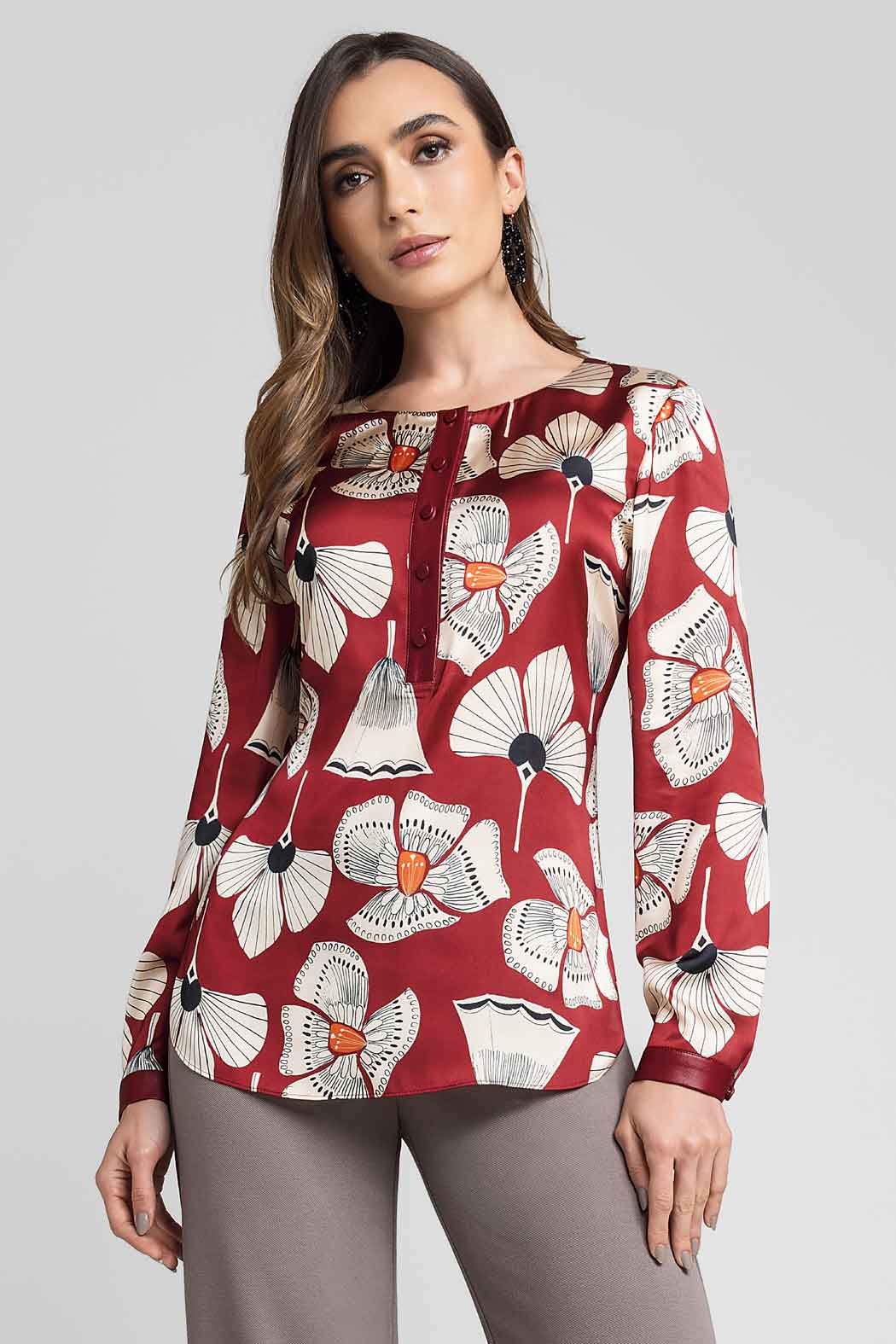 Blusa Estampada Con Botones Al Frente