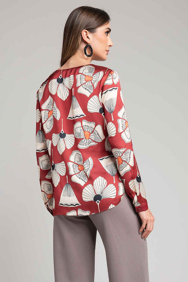 Blusa Estampada Con Botones Al Frente