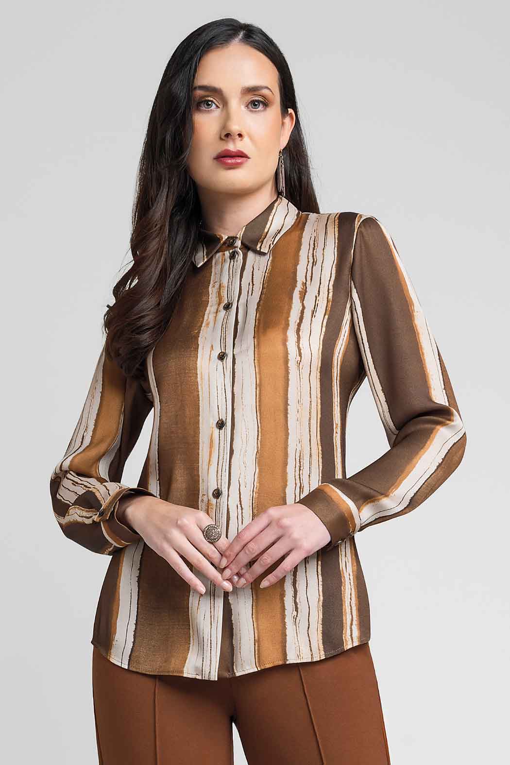 Blusa Camisera Con Estampada