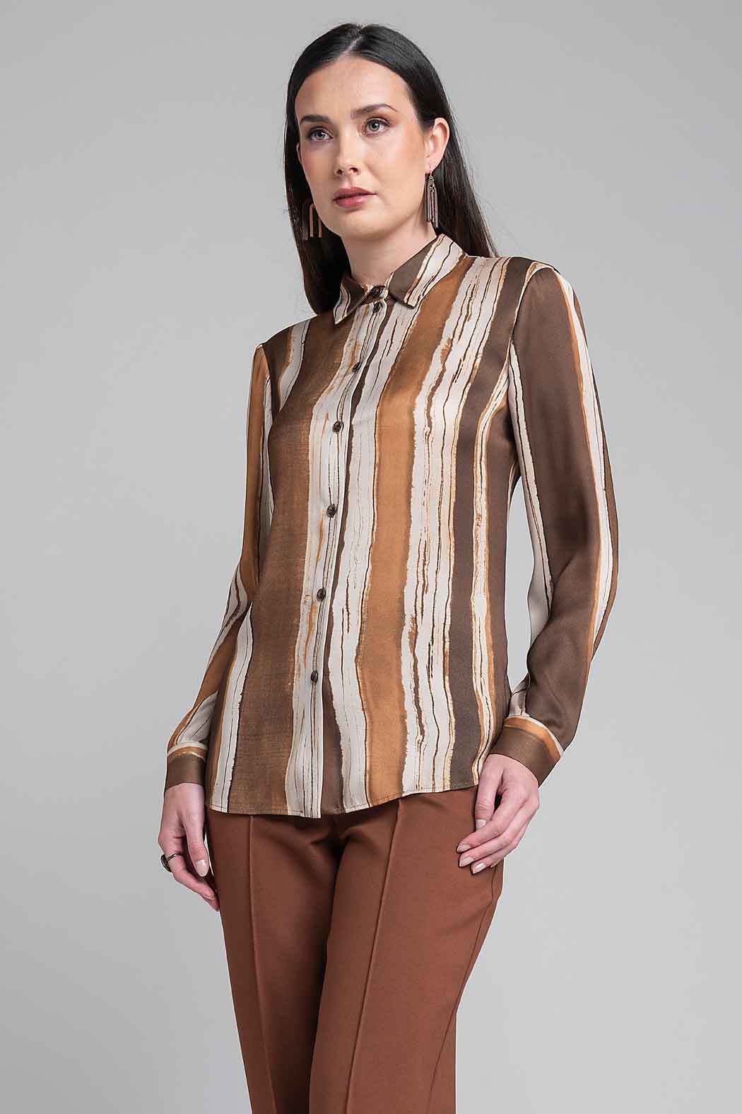 Blusa Camisera Con Estampada