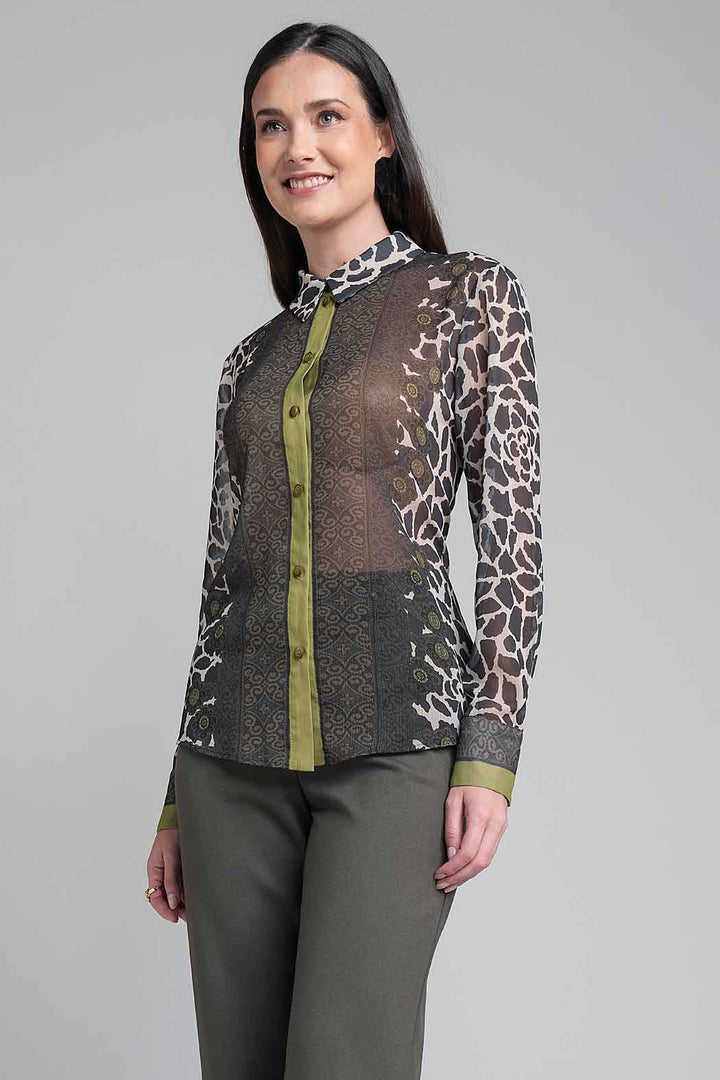 Blusa Camisera De Satin Con Estampado Animal Print