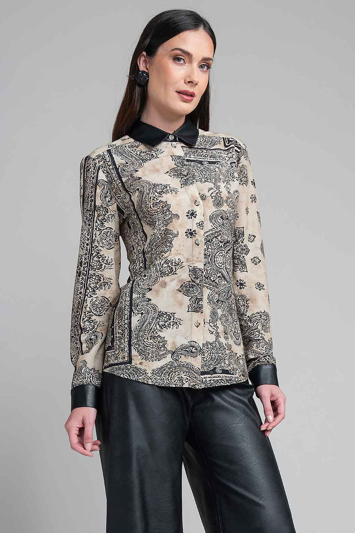 Blusa Camisera Con Estampado