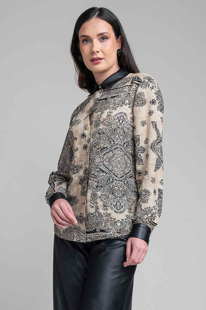 Blusa Camisera Con Estampado