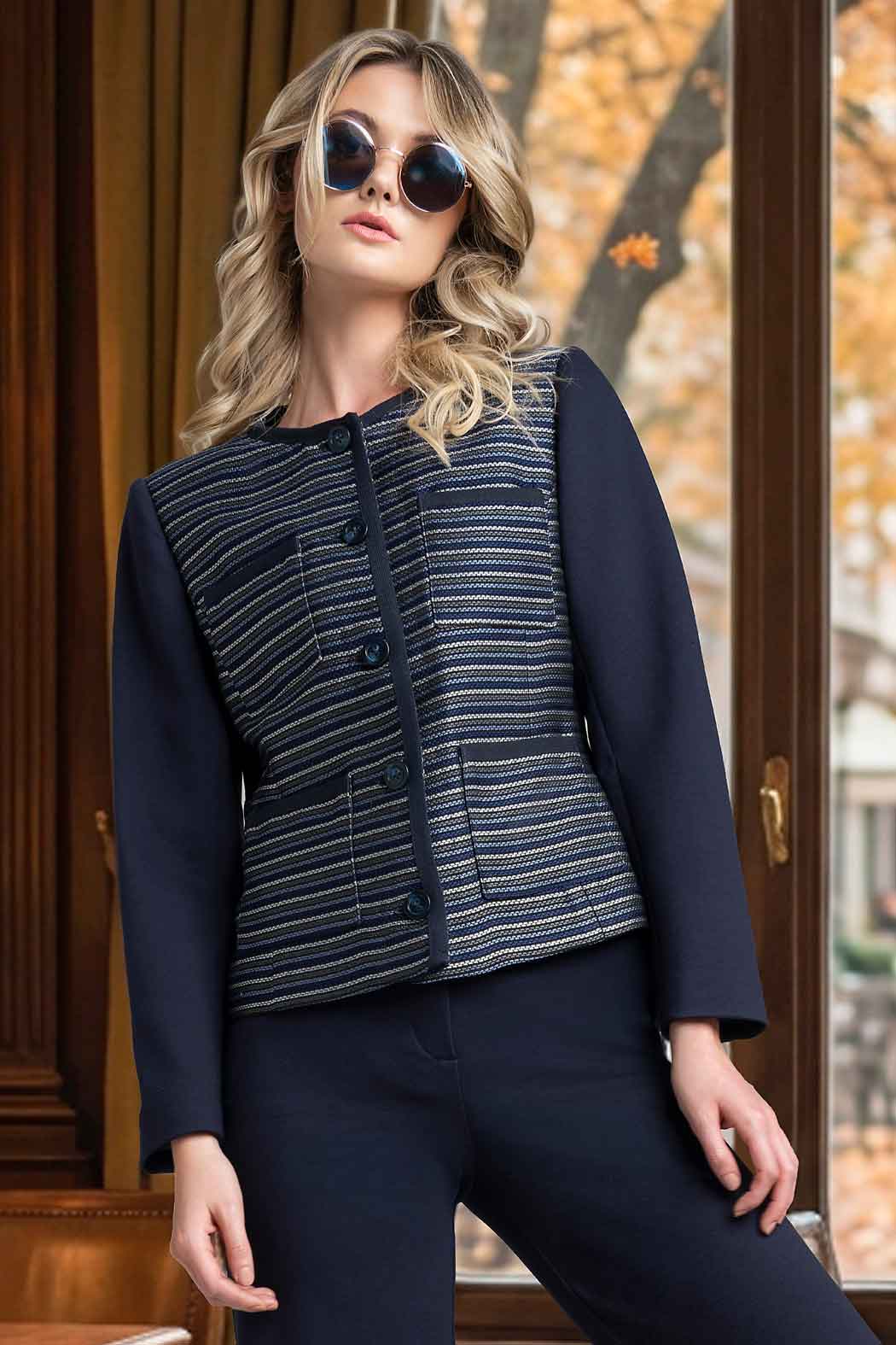 Saco Corto Con Estampado De Franjas
