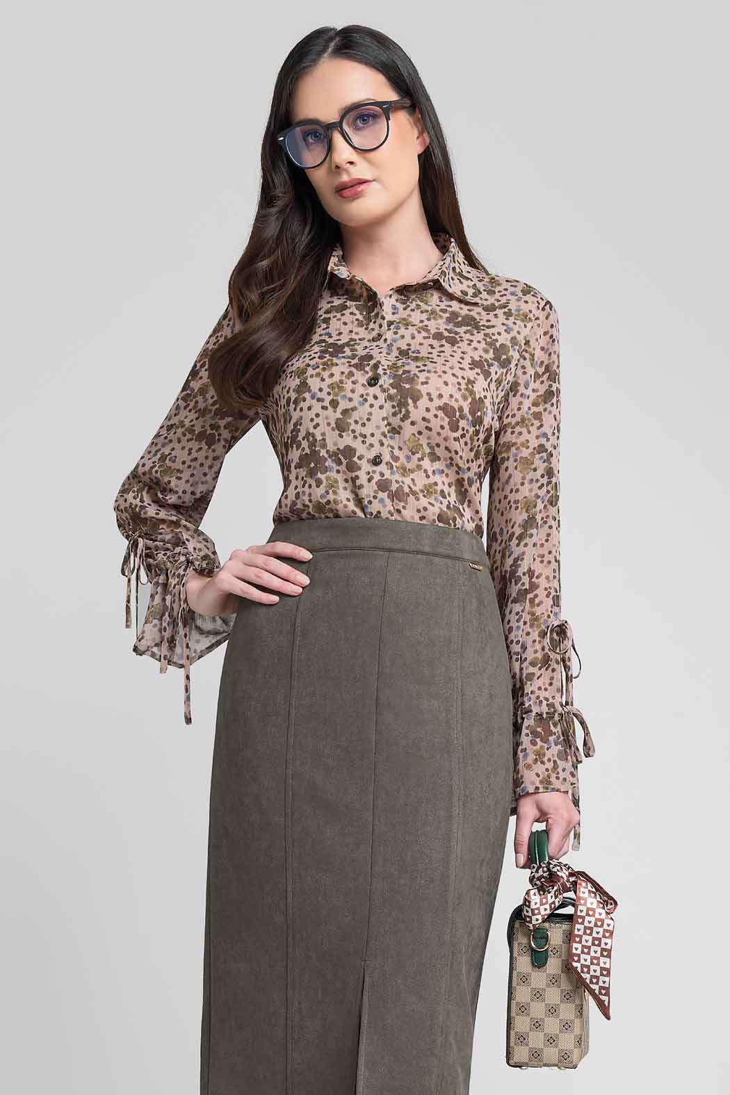 Blusa Camisera Con Estampado Floral