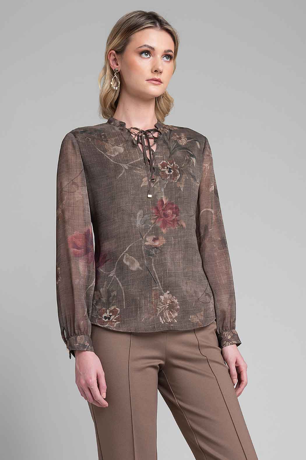 Blusa Con Amarre En Escote