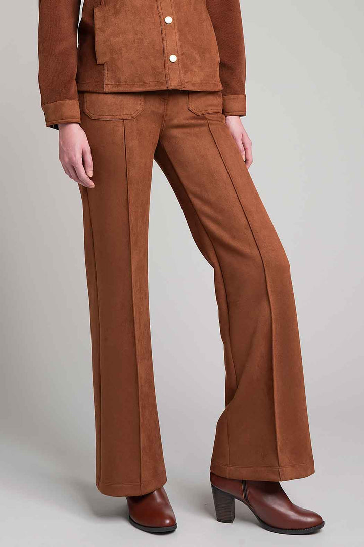 Pantalon De Gamusa Con Bolsas