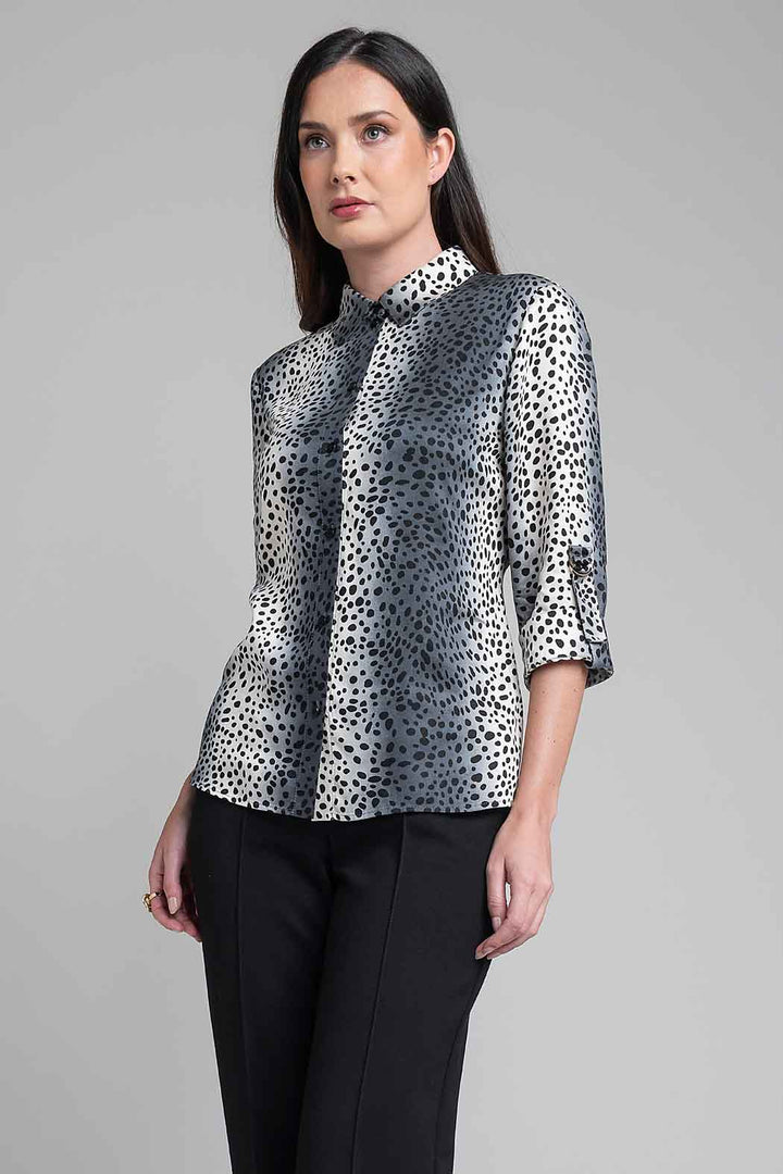 Blusa De Satin Con Estampado Animal Print
