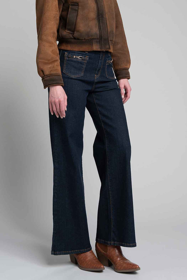 Jeans Con Bolsas Al Frente