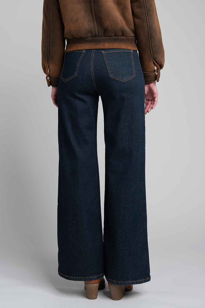 Jeans Con Bolsas Al Frente