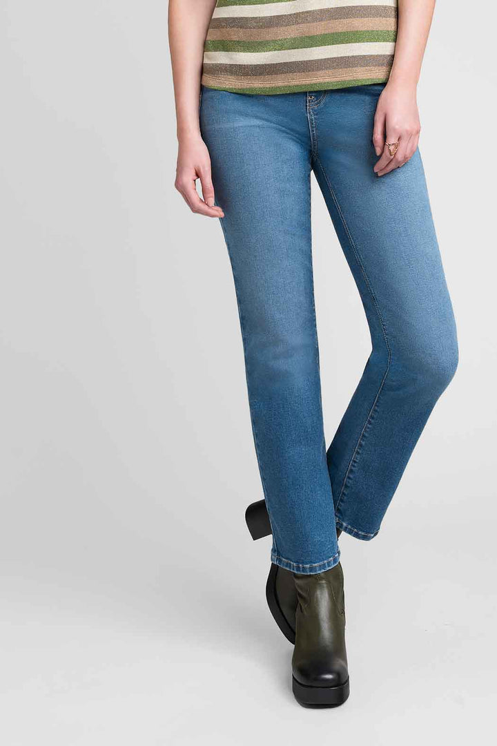 Jeans Deslavado Corte Recto