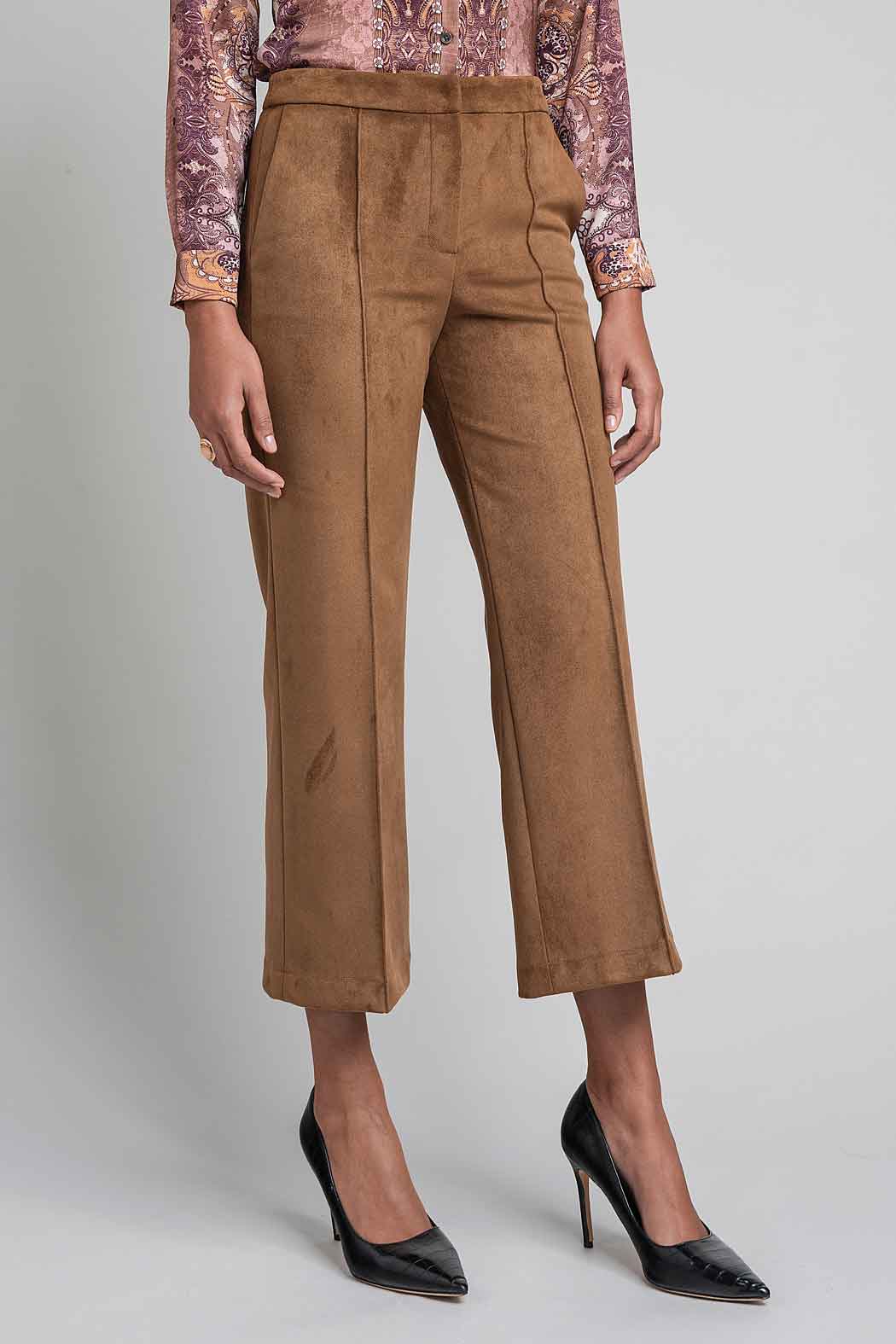 Pantalon De Gamusa Corte Recto