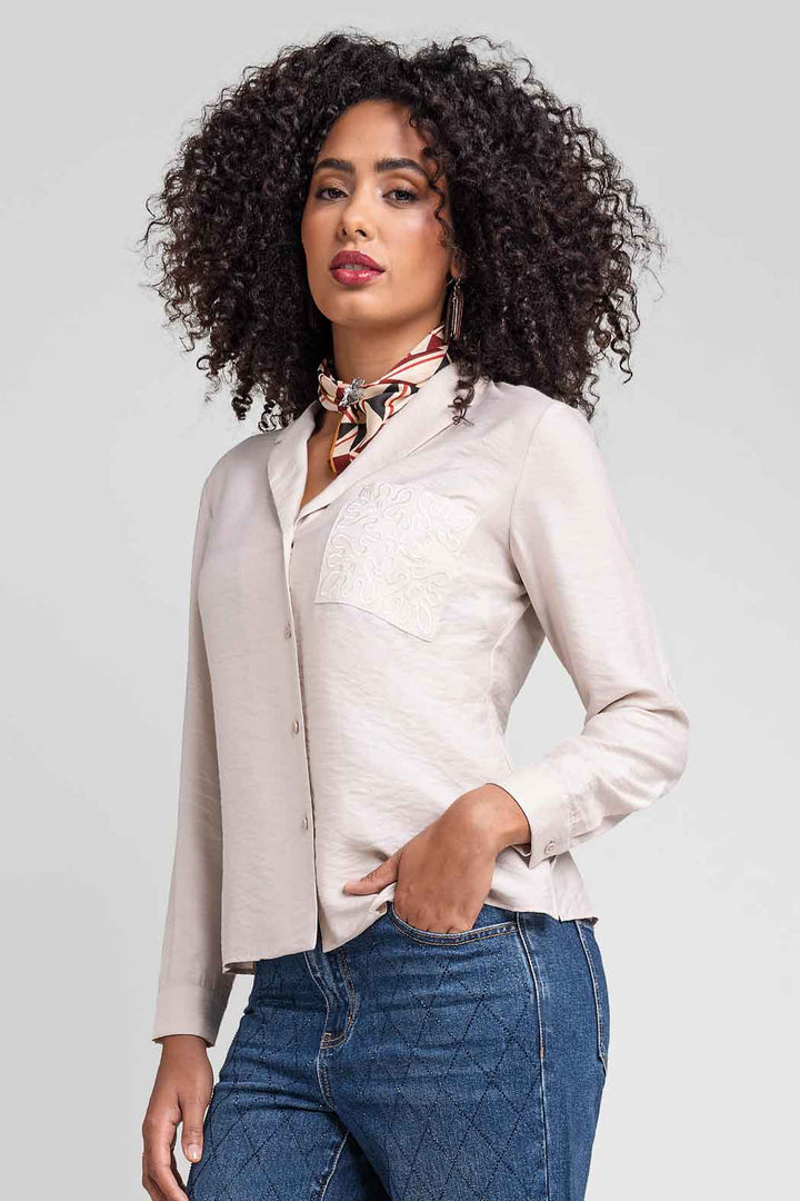 Blusa Camisera Con Manga Larga