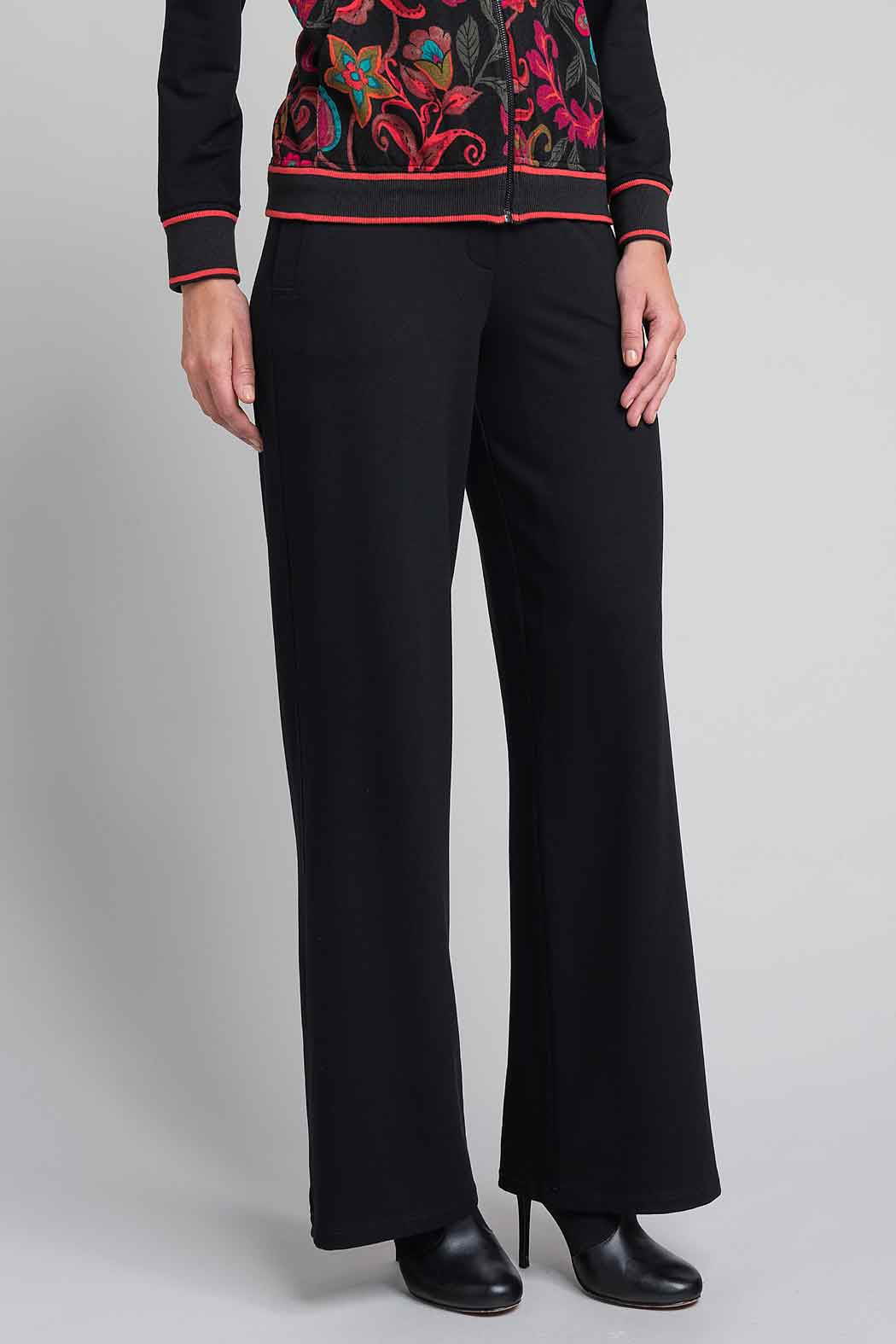 Pants Liso Con Bolsas Laterales