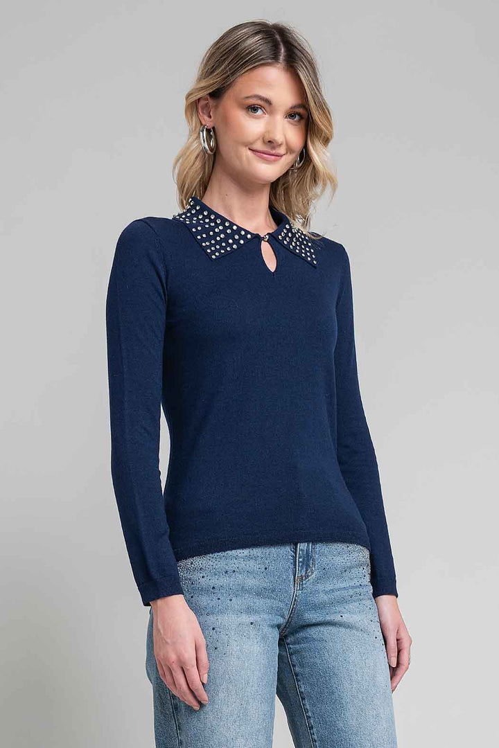 Sueter De Punto Con Pedreria En Cuello