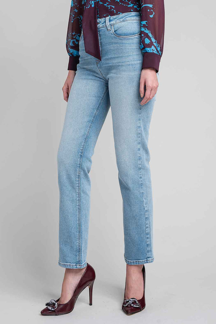 Jeans Corte Recto