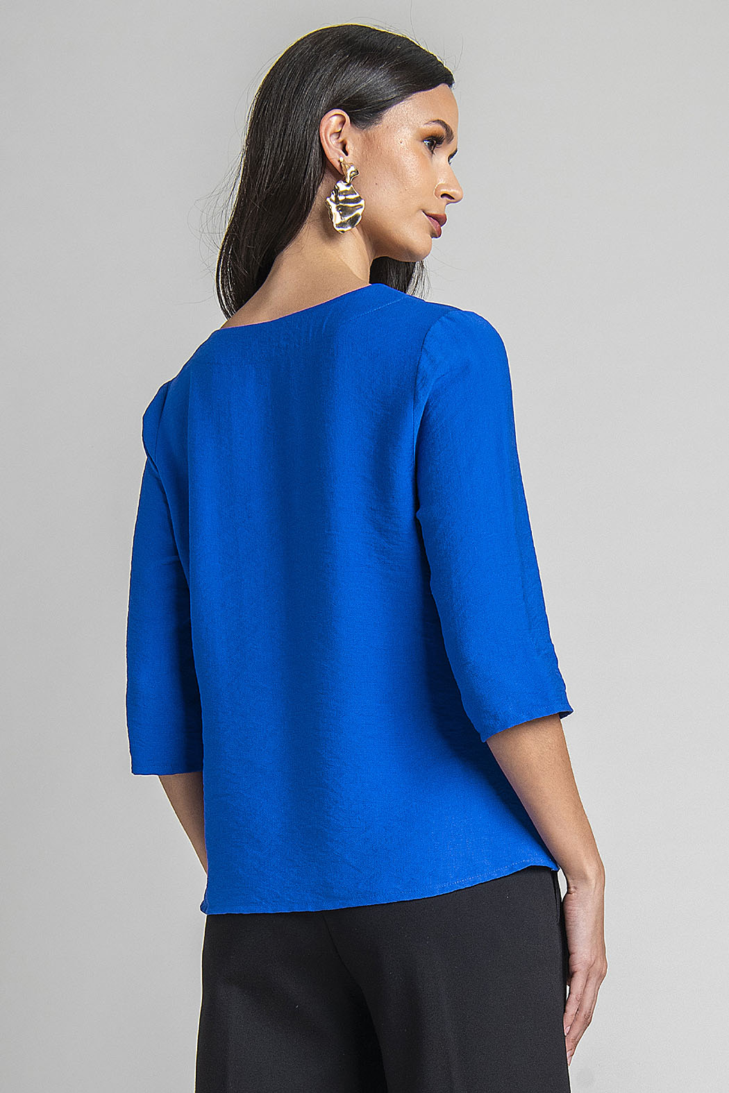 Blusa Con Manga 3/4 Y Cadena En Escote