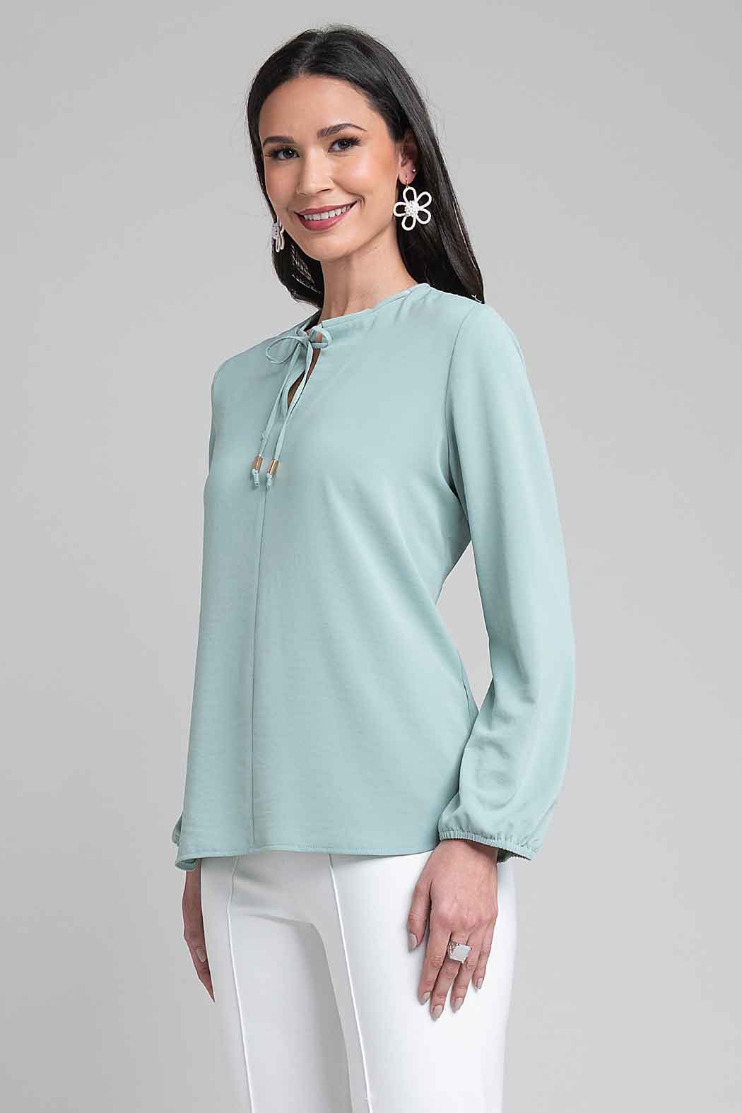 Blusa Lisa Con Manga Larga