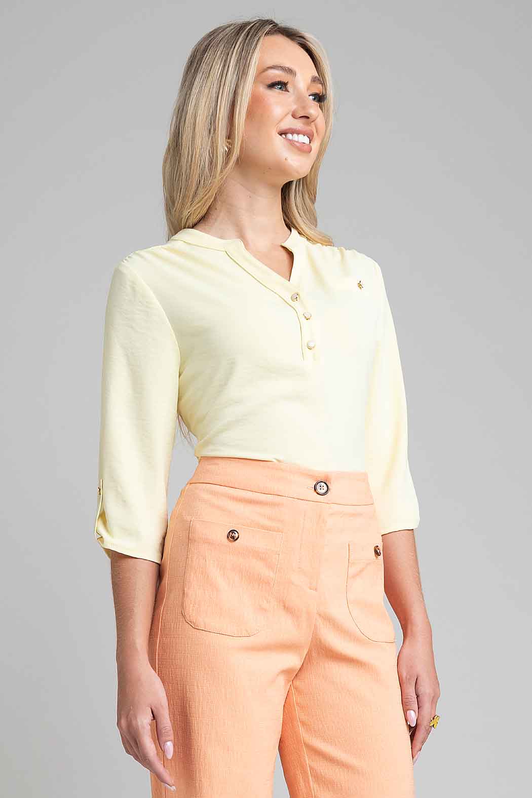 Blusa Lisa Con Elevador En Mangas