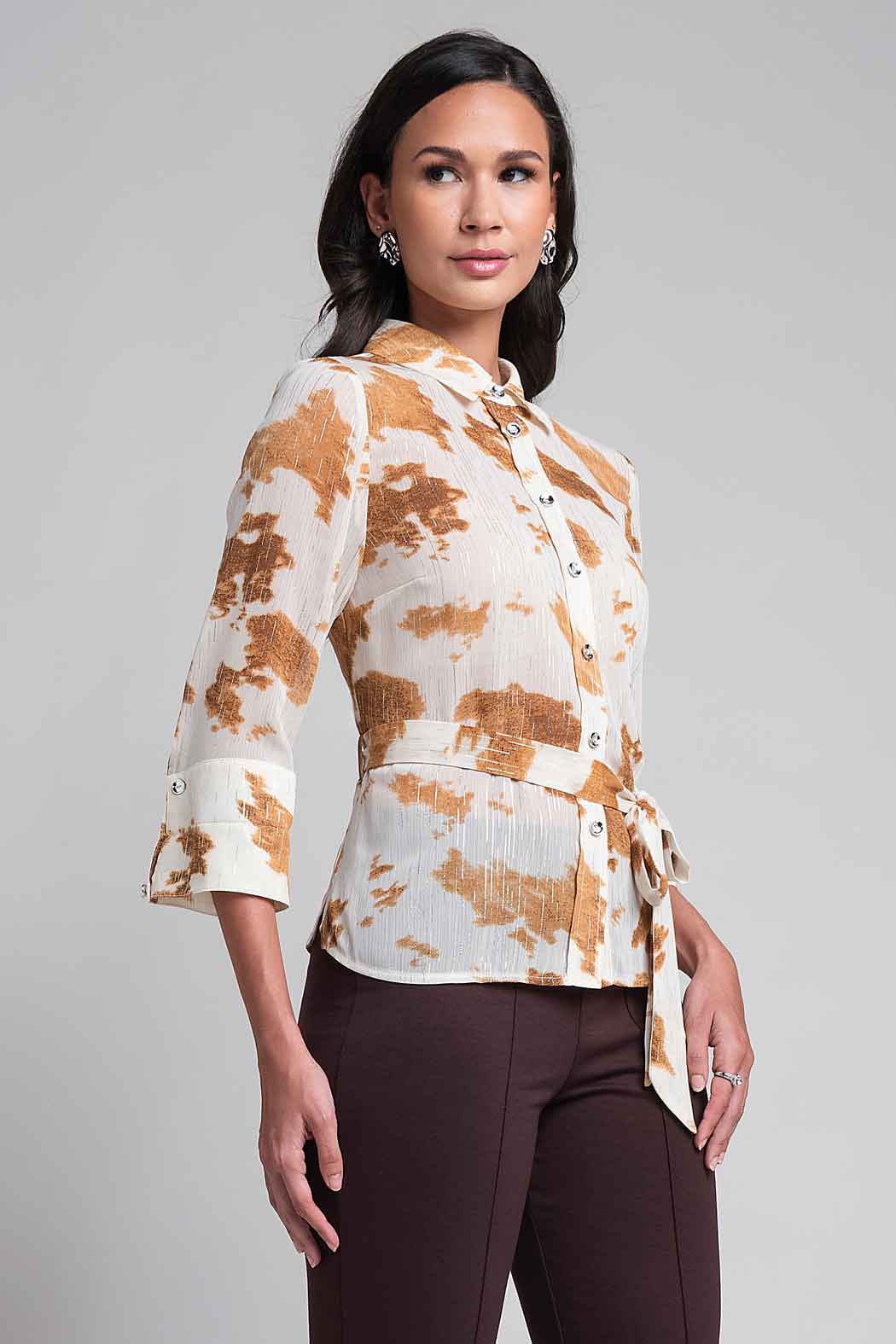 Blusa Estampada Con Botones Frontales