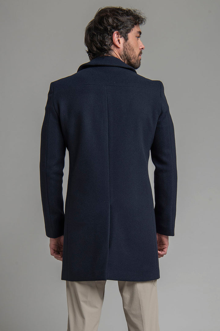 Abrigo Con Solapa Y Botones Al Frente