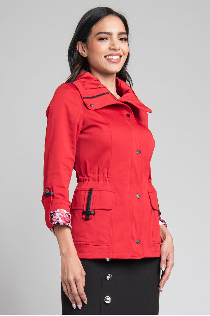 Gabardina Con Cuello Plisado