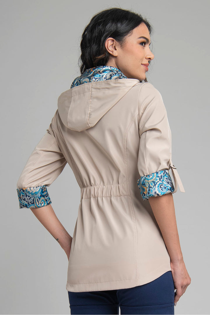Gabardina Con Capucha Desmonrable