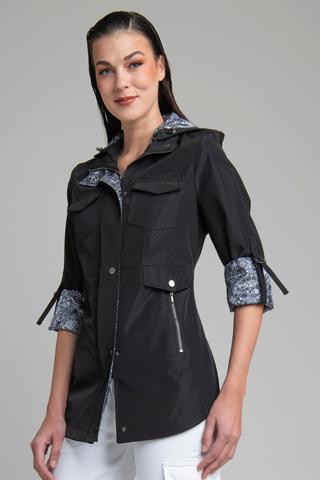 Gabardina Con Capucha Desmonrable