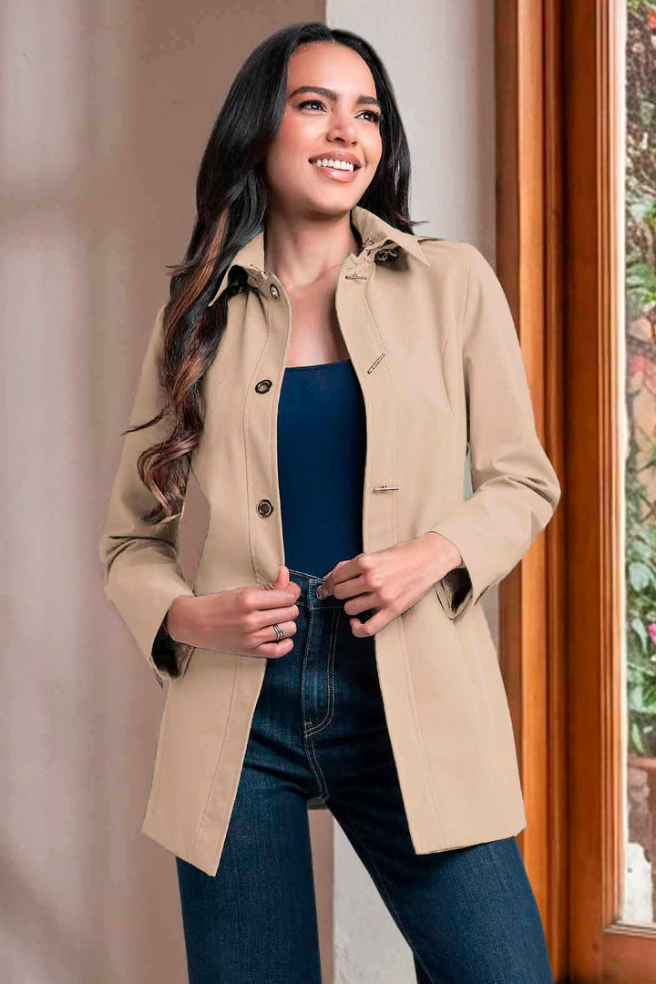 Gabardina Con Capucha Desmontable Y Cuello Sport