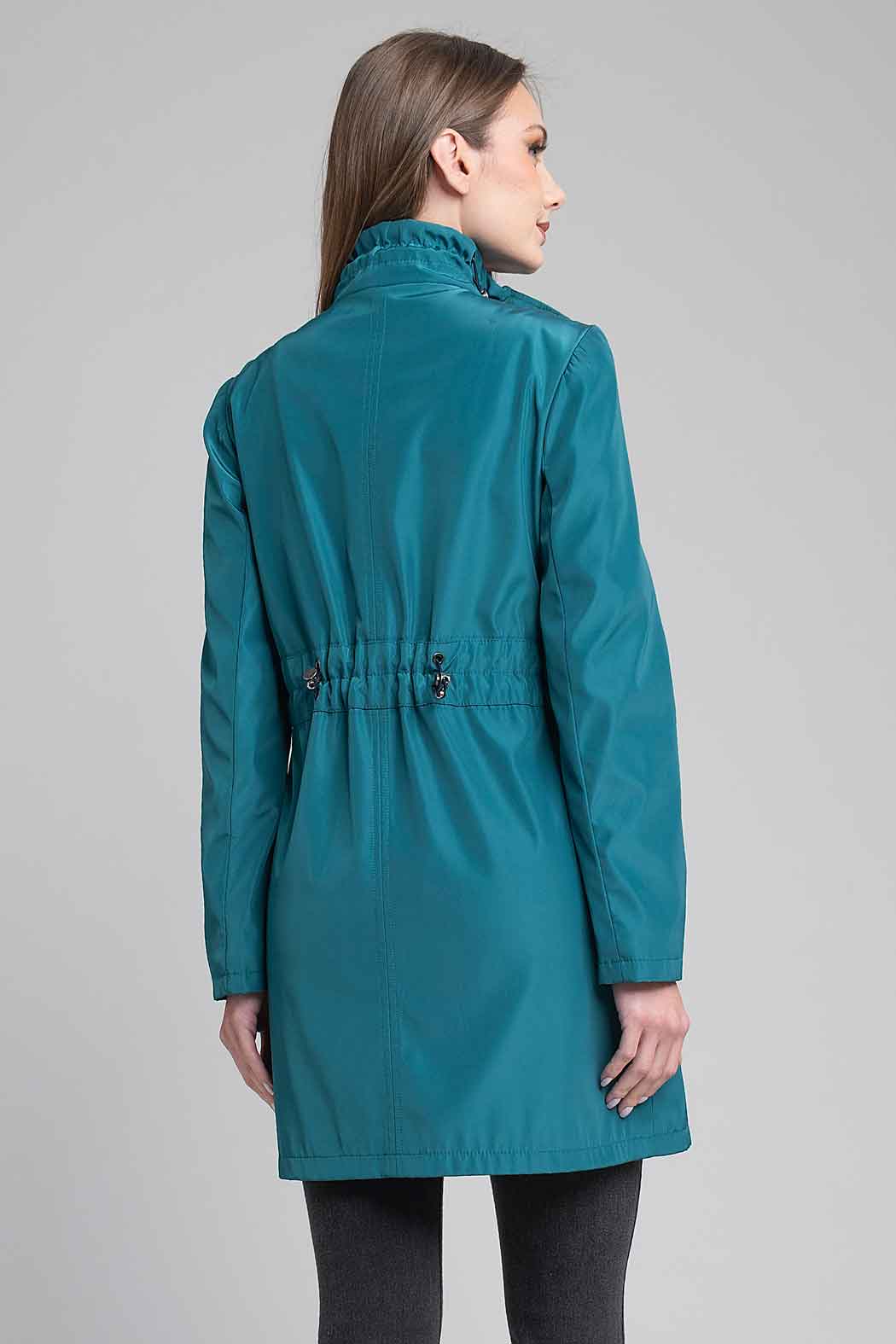 Gabardina Con Cuello Alto Y Jareta En Cintura