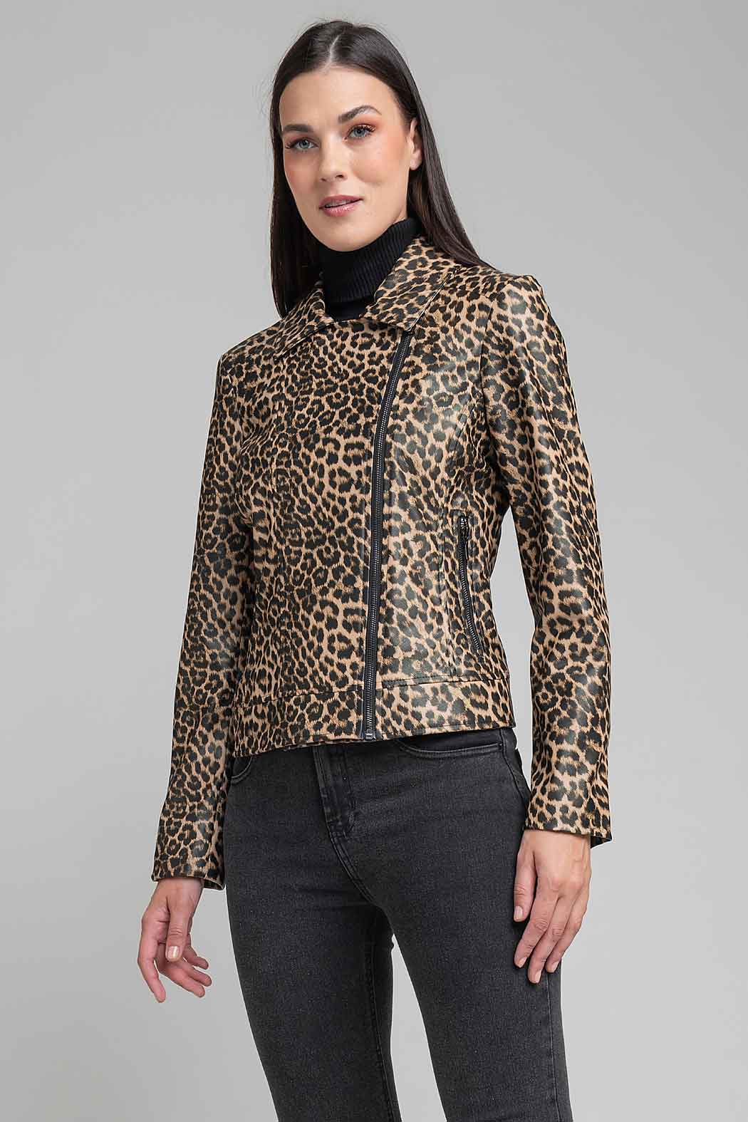 Chamarra Corta Con Cierre Lateral Estampado Animal Print