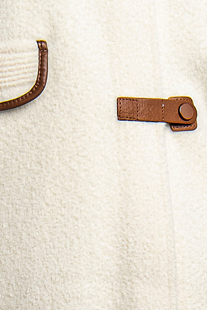 Sueter Con Broches Al Frente Y Bolsas