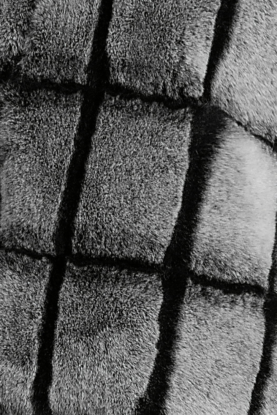 Abrigo Corto De Peluche