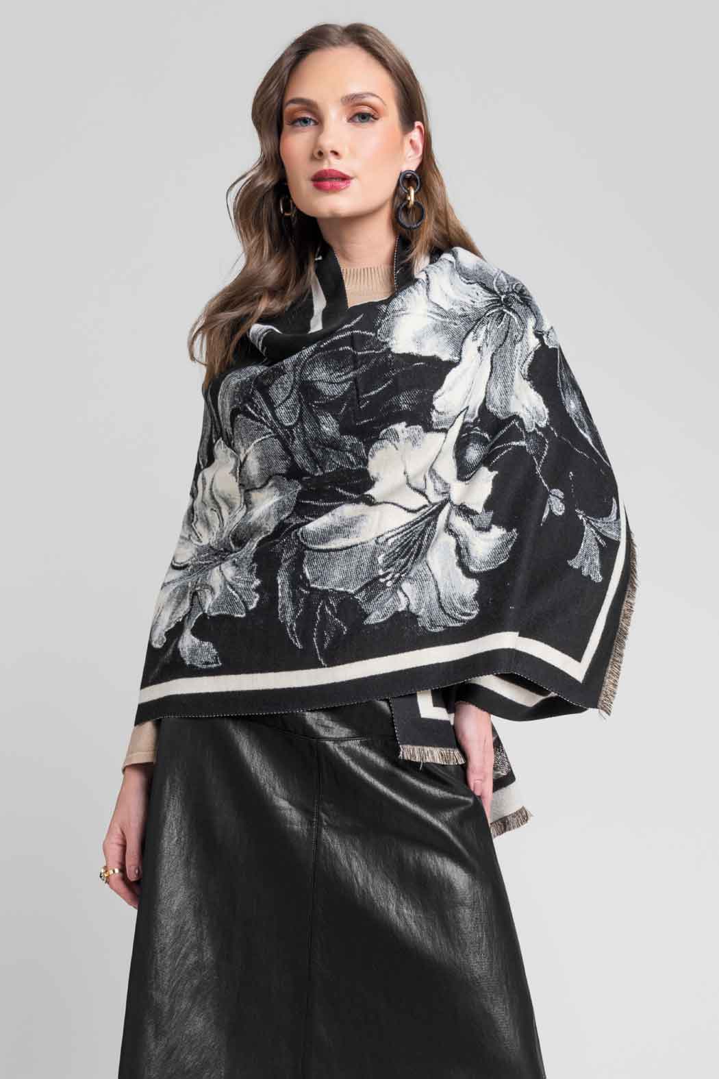 Capa Con Estampado Floral