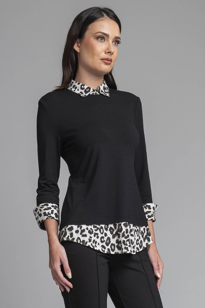 Blusa  Con Estampado De Animal Print En Puños Y Cuello