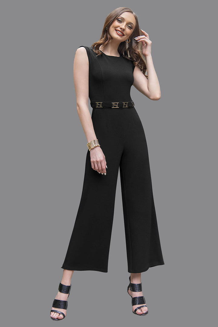 Jumpsuit De Manga Corta Y Cinturon De Cadena
