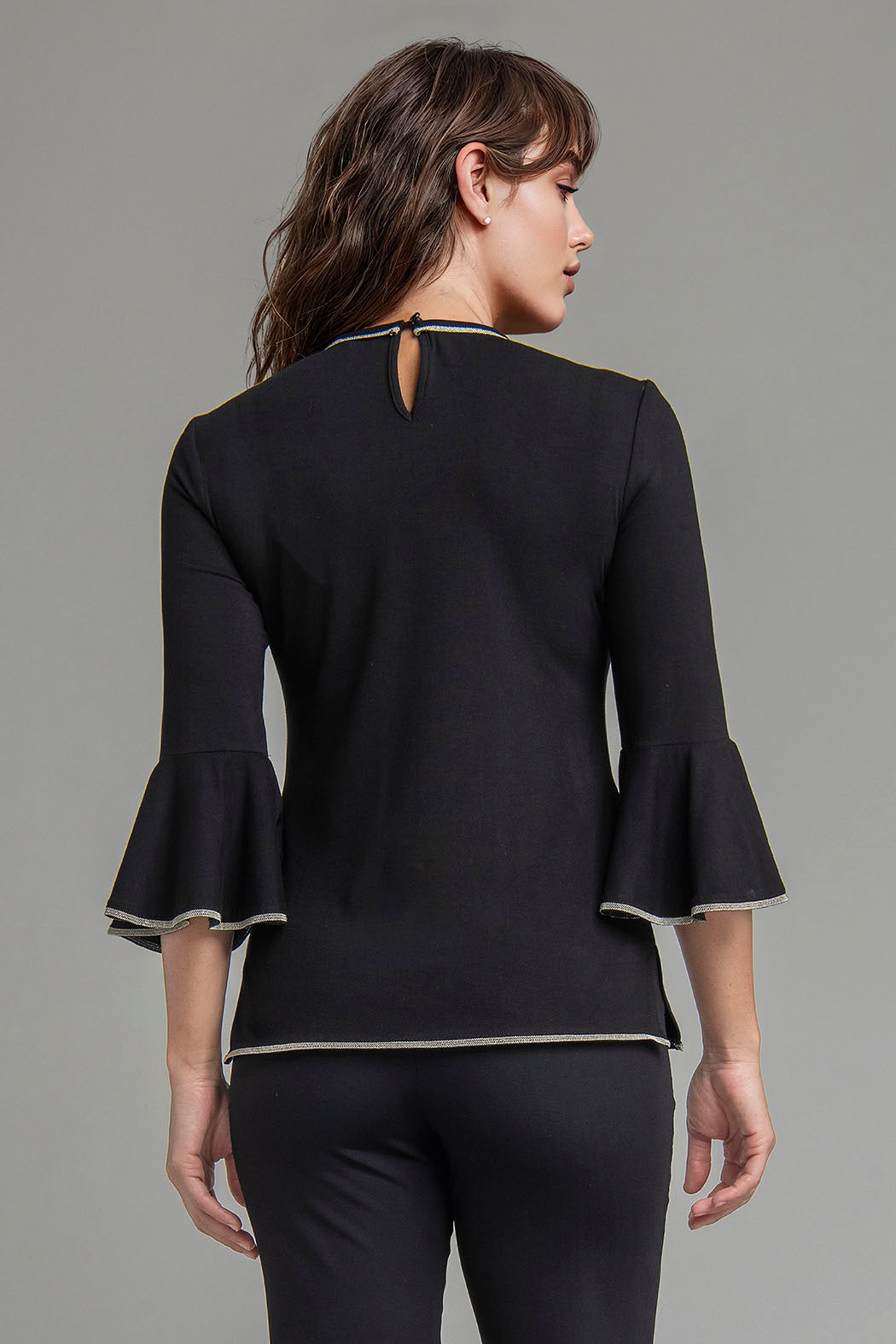 Blusa Con Manga De Campana