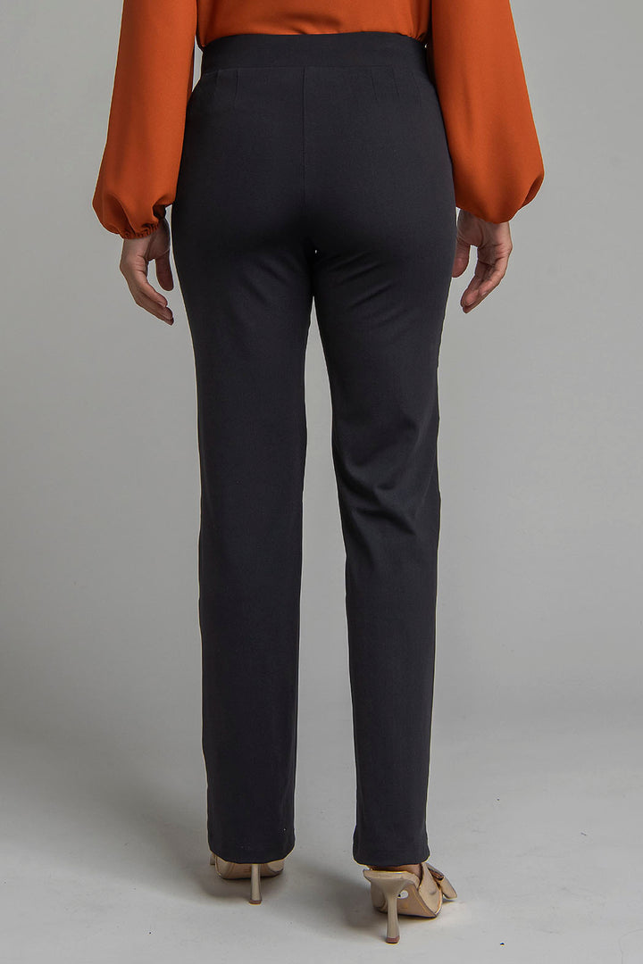 Pantalon Corte Recto Con Hebilla