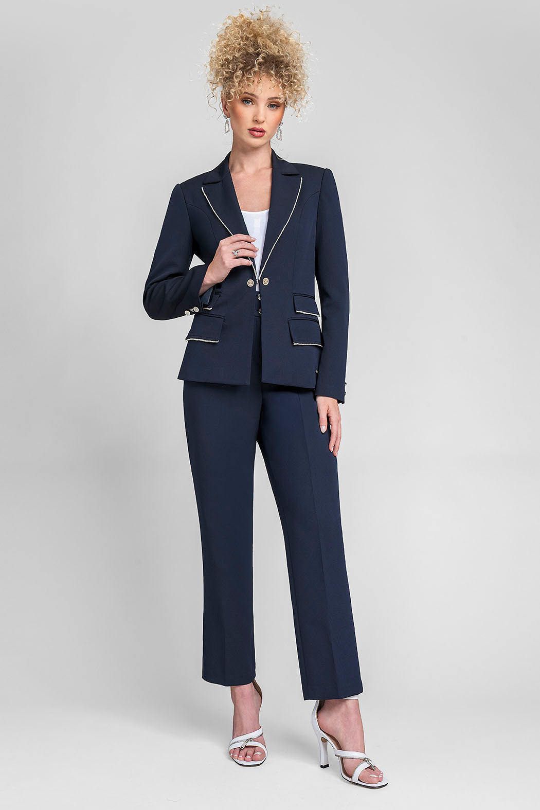 Conjunto De Pantalon Con Saco Corto