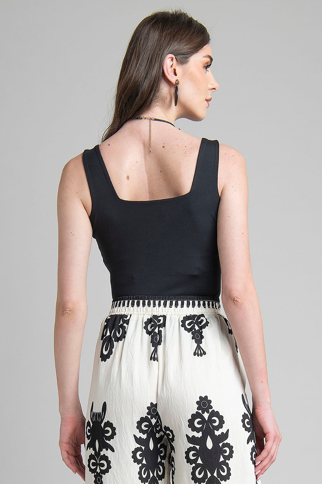 Blusa Lisa Sin Mangas