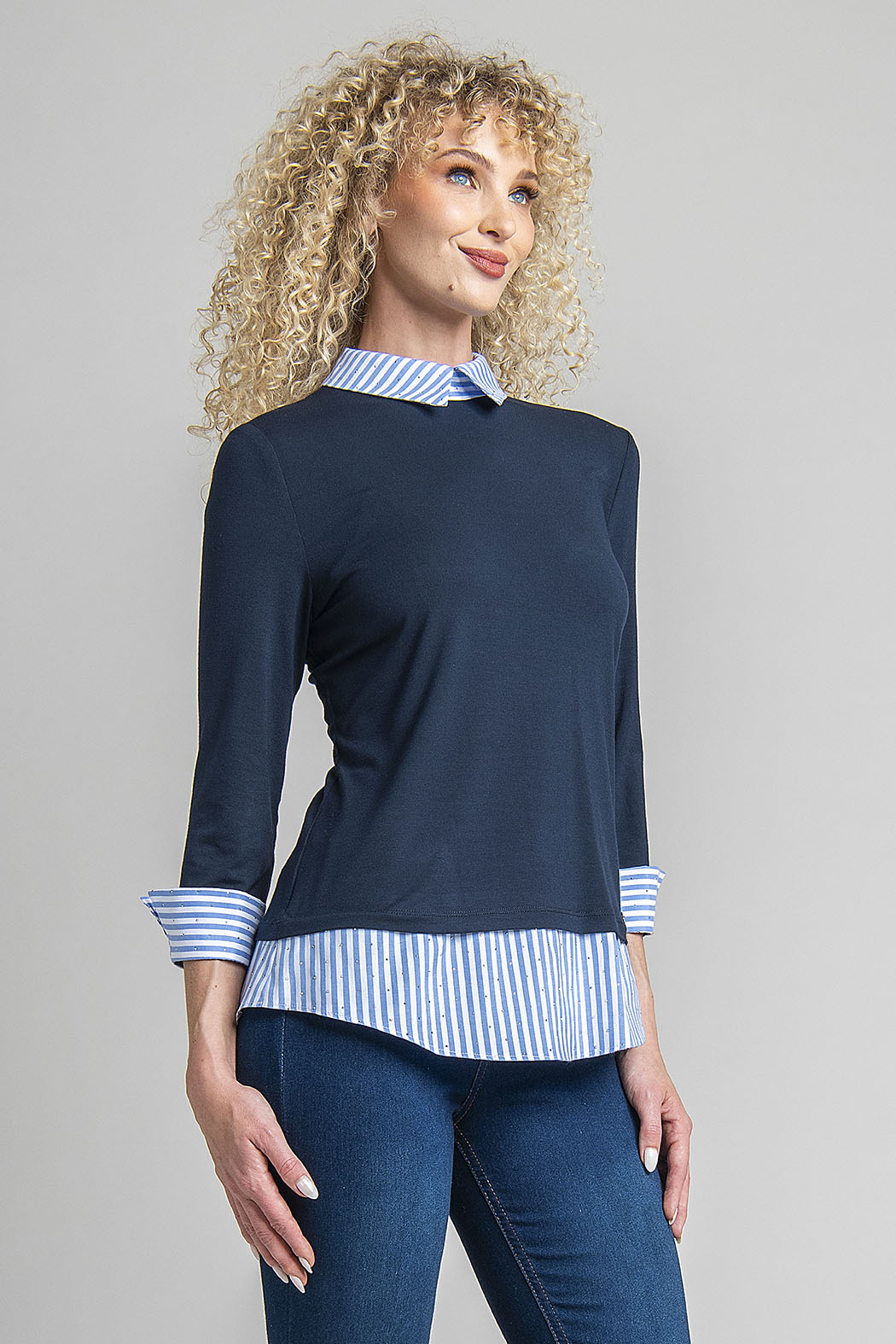 Blusa Con Rayas En Cuello, Puños Y Bajo