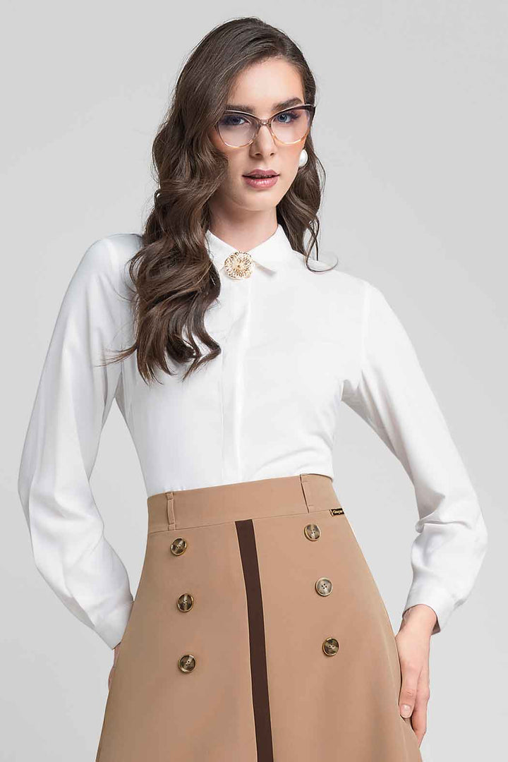 Blusa Camisera Con Boton Decorativo