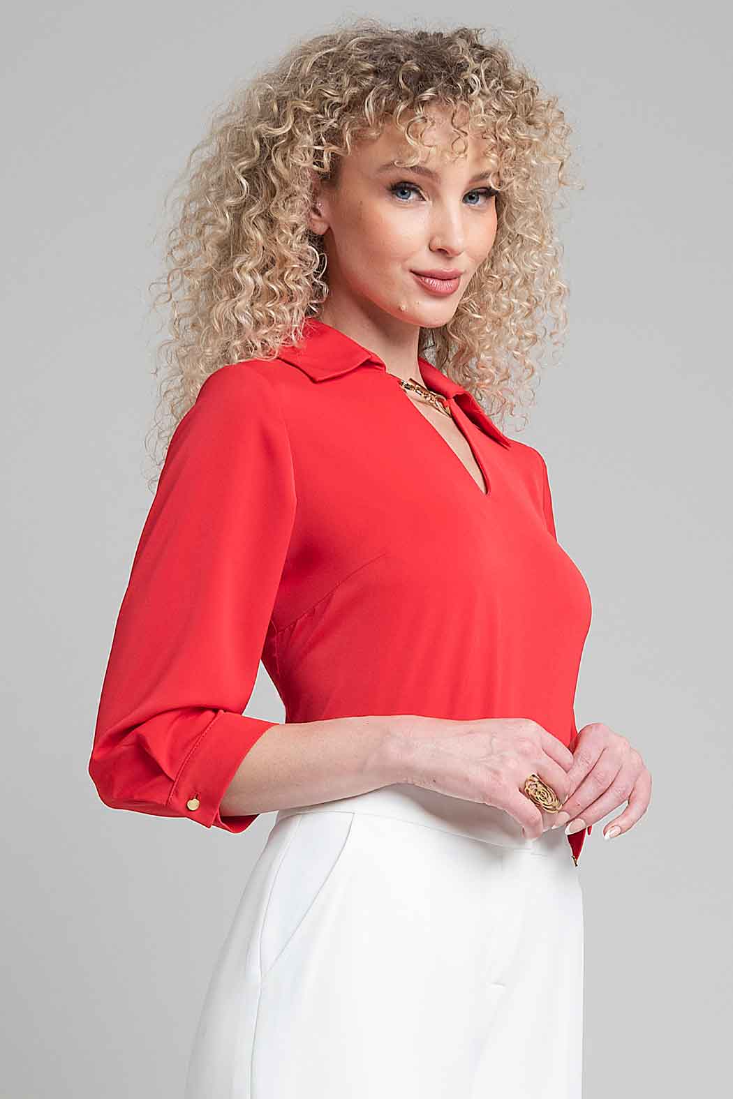 Blusa Lisa Con Cuello V Y Manga 3/4