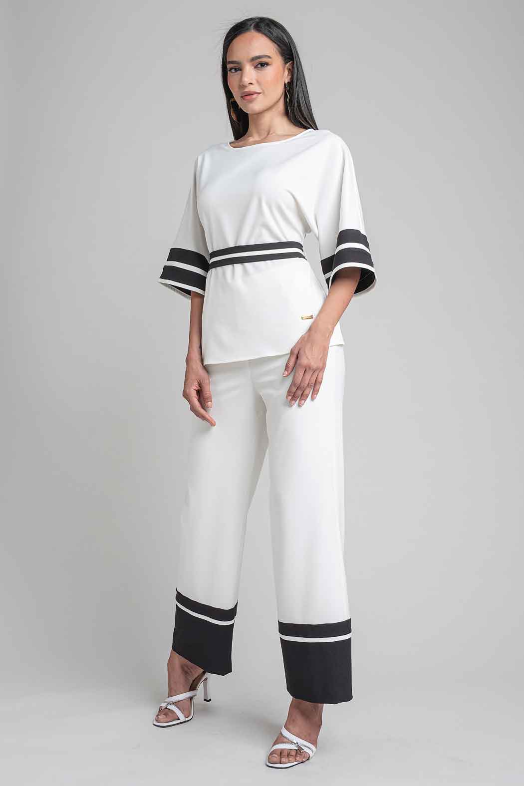 Conjunto De Pantalon Con Blusa Con Franjas