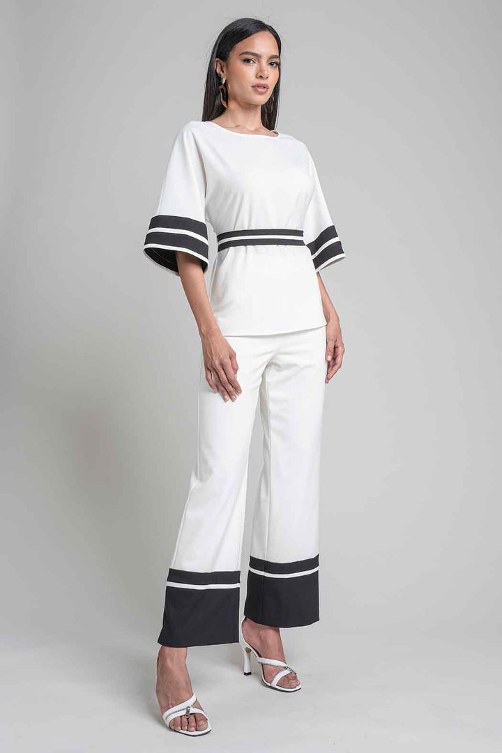 Conjunto De Pantalon Con Blusa Con Franjas