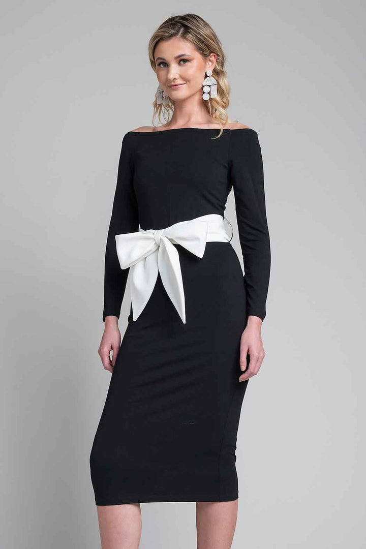 Vestido Con Manga 3/4 Y Cinturon De Moño