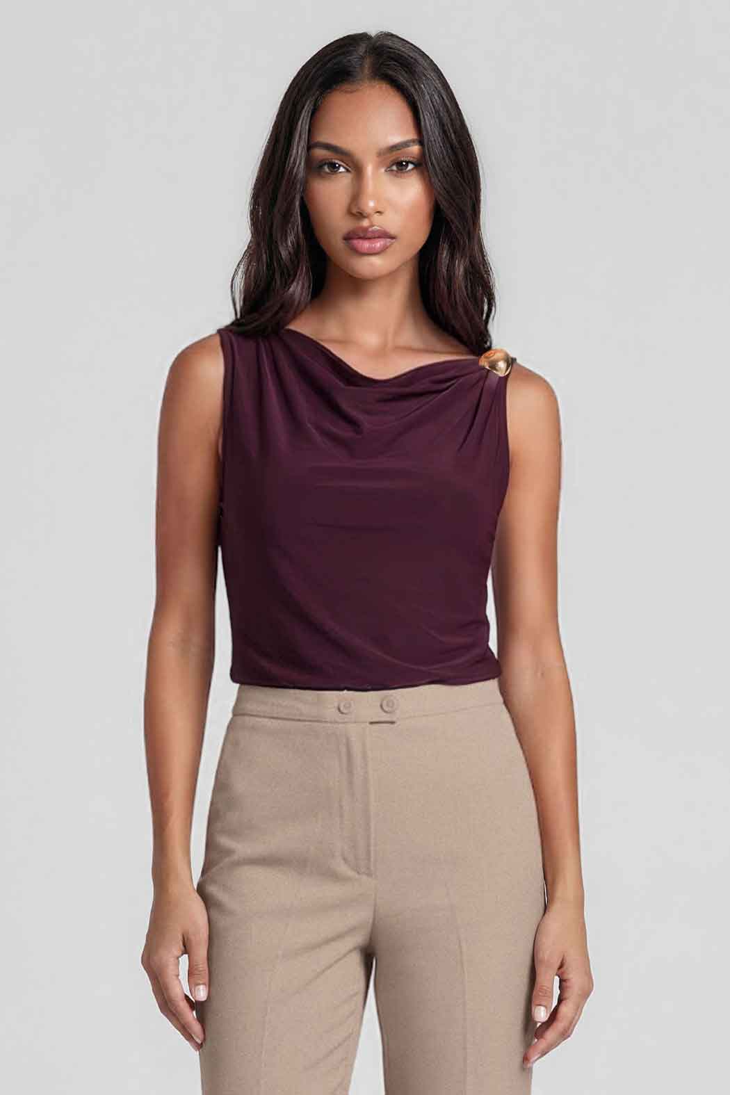 Blusa Sin Mangas Con Herraje En Hombro